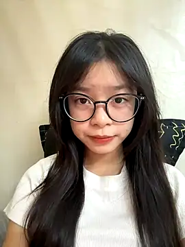 Snapshot of mau155_ chatting on 18, 11, 2025 mau155 online show from 18, 11, 2025