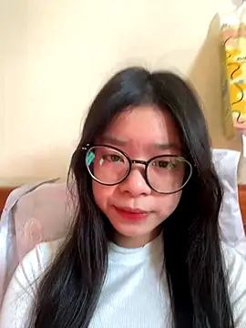 Snapshot of mau155_ chatting on 24, 11, 2025 mau155 online show from 24, 11, 2025