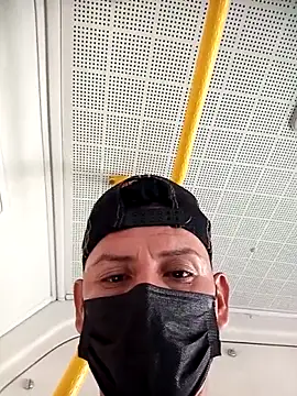 Snapshot of juunioreest chatting on 26, 11, 2025 juunioreest online show from 26, 11, 2025