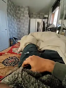 Snapshot of Tommymatutrefuck chatting on 17, 11, 2025 Tommymatutrefuck online show from 17, 11, 2025