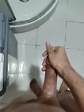 berkkderlerr online show from 23, 4, 2026