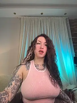 Snapshot of Tattitude_ chatting on 9, 5, 2026 Tattitude online show from 9, 5, 2026
