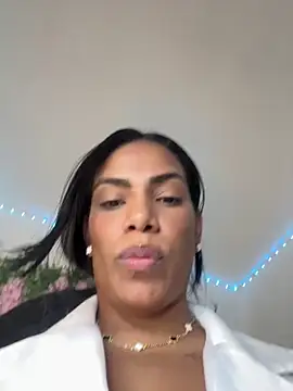 ArielleMillerr- online show from 6, 3, 2026