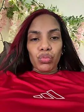 Snapshot of ArielleMillerr- chatting on 12, 5, 2026 ArielleMillerr- online show from 12, 5, 2026