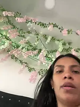 Snapshot of ArielleMillerr- chatting on 27, 7, 2026 ArielleMillerr- online show from 27, 7, 2026