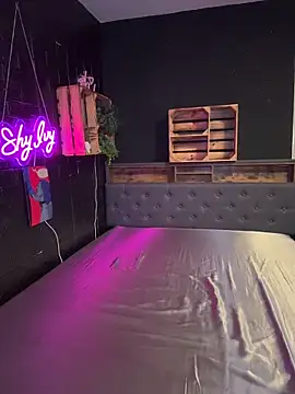 Shy-Ivy online show from 16, 12, 2025