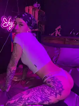 Shy-Ivy online show from 20, 5, 2026