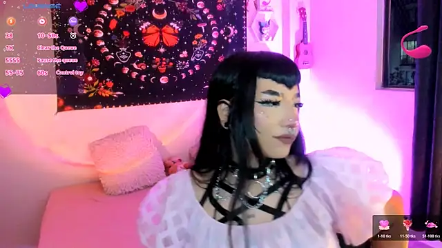 Snapshot of VexieDemon666 chatting on 20, 11, 2025 VexieDemon666 online show from 20, 11, 2025