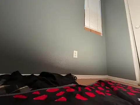 Snapshot of reinaass chatting on 25, 3, 2026 reinaass online show from 25, 3, 2026