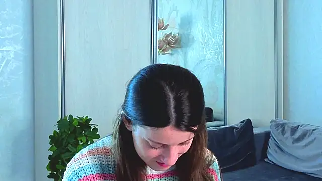 Snapshot of VelvetNyxen chatting on 25, 11, 2025 VelvetNyxen online show from 25, 11, 2025