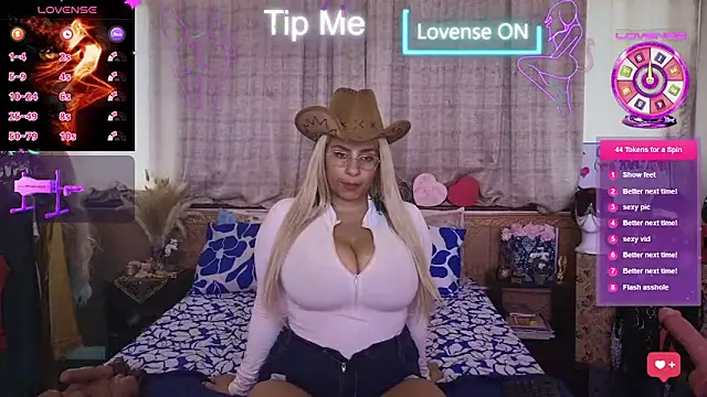 LaReineCleo online show from 23, 2, 2026