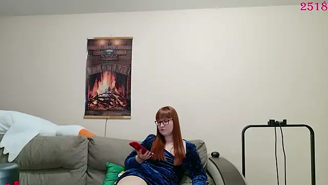 Foxy-lady online show from 12, 4, 2026