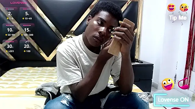 NoahJhonson69 online show from 6, 3, 2026