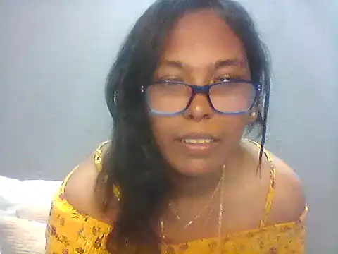 TiaBlaze online show from 1, 12, 2025