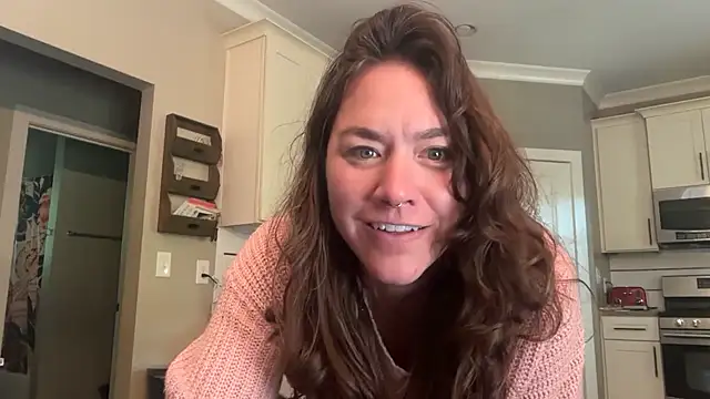 Snapshot of bendlikebecks chatting on 5, 5, 2026 bendlikebecks online show from 5, 5, 2026