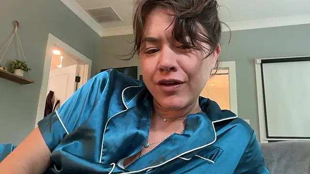 Snapshot of bendlikebecks chatting on 11, 5, 2026 bendlikebecks online show from 11, 5, 2026