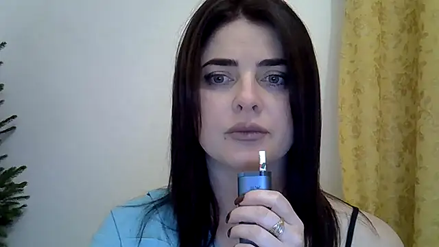 Darkroseq online show from 4, 12, 2025