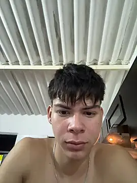 Snapshot of Handsome_boys69 chatting on 1, 5, 2026 Handsome boys69 online show from 1, 5, 2026
