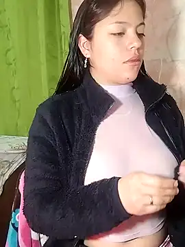 Snapshot of Juliana_Vip chatting on 24, 11, 2025 Juliana Vip online show from 24, 11, 2025