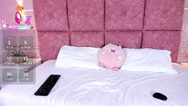 NathalieRoss1 online show from 8, 1, 2026