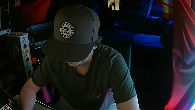 Bowerboi online show from 28, 11, 2025