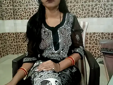 Sassy Shanvi online show from 13, 4, 2026