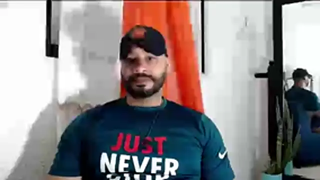 Snapshot of musclehetero chatting on 12, 6, 2026 musclehetero online show from 12, 6, 2026