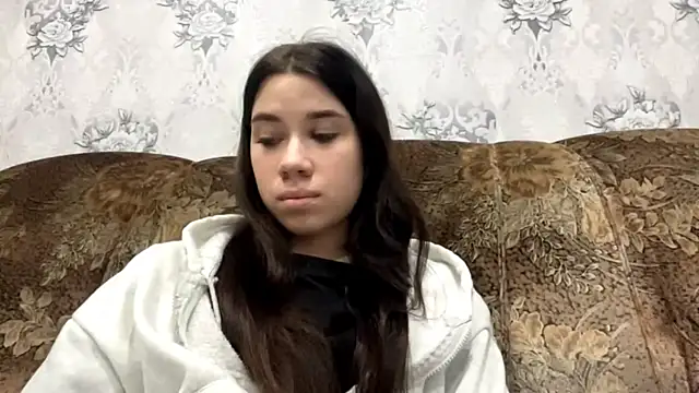 Snapshot of DebbiGoodknight chatting on 1, 12, 2025 DebbiGoodknight online show from 1, 12, 2025