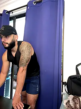 Mike savage3 online show from 18, 12, 2025