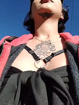 Snapshot of Zoe_addiction chatting on 25, 11, 2025 Zoe addiction online show from 25, 11, 2025