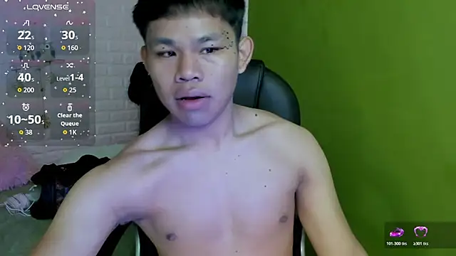 Snapshot of tommy_cherry_ chatting on 24, 11, 2025 tommy cherry online show from 24, 11, 2025