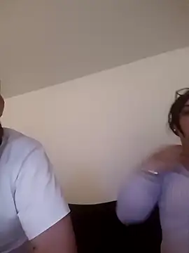 Kingaandqueenn online show from 13, 5, 2026