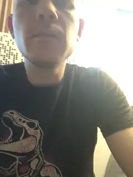 Snapshot of Spielzeugtwink chatting on 7, 6, 2026 Spielzeugtwink online show from 7, 6, 2026