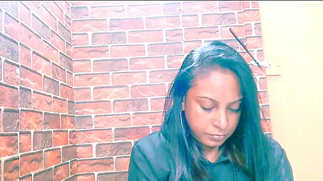 indian spice girl online show from 8, 5, 2026