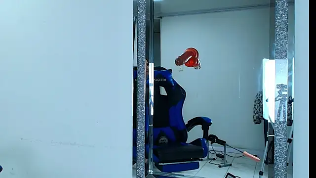 Snapshot of zoe_samantha chatting on 3, 12, 2025 zoe samantha online show from 3, 12, 2025