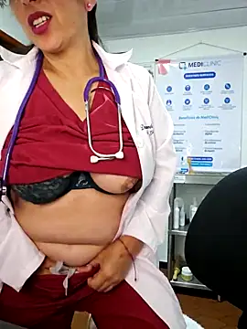 JustSamantha  online show from 10, 2, 2026