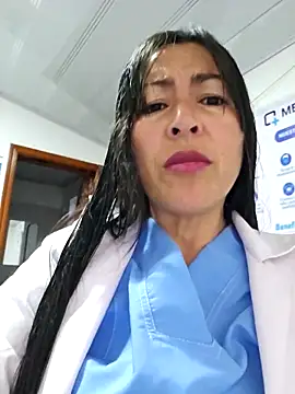 JustSamantha  online show from 7, 3, 2026