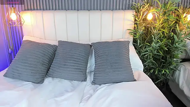 JulianaCord  online show from 26, 11, 2025