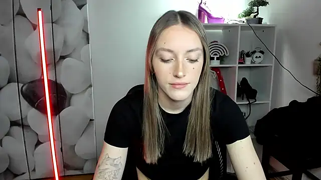 EvelynBlond online show from 14, 1, 2026