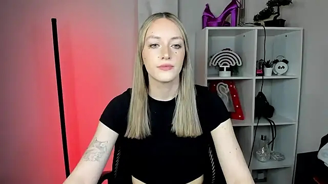 EvelynBlond online show from 24, 2, 2026