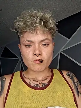 Snapshot of megan_NL chatting on 5, 2, 2026 megan NL online show from 5, 2, 2026