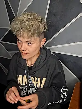 Snapshot of megan_NL chatting on 6, 2, 2026 megan NL online show from 6, 2, 2026