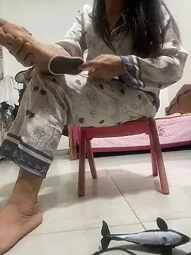 Snapshot of suna218 chatting on 28, 11, 2025 suna218 online show from 28, 11, 2025