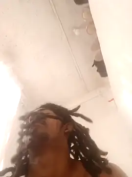 Snapshot of Eezxxx chatting on 2, 2, 2026 Eezxxx online show from 2, 2, 2026