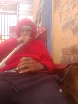 Eezxxx online show from 25, 4, 2026