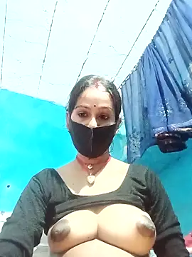 Snapshot of Nandani-758 chatting on 29, 4, 2026 Nandani-758 online show from 29, 4, 2026