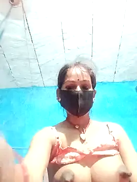 Snapshot of Nandani-758 chatting on 3, 5, 2026 Nandani-758 online show from 3, 5, 2026