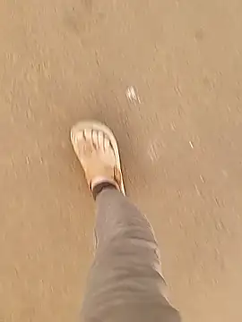 Meow buggie online show from 22, 12, 2025