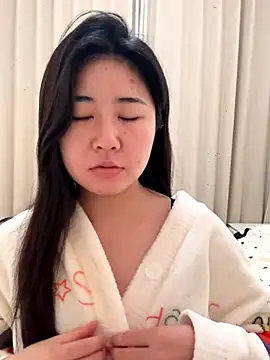 Snapshot of Momo168168 chatting on 24, 11, 2025 Momo168168 online show from 24, 11, 2025