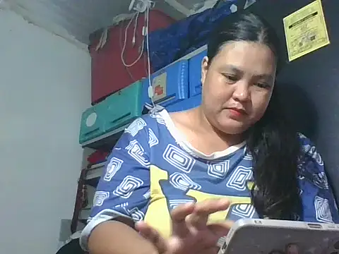 Snapshot of iloveshiritheslut chatting on 25, 11, 2025 iloveshiritheslut online show from 25, 11, 2025